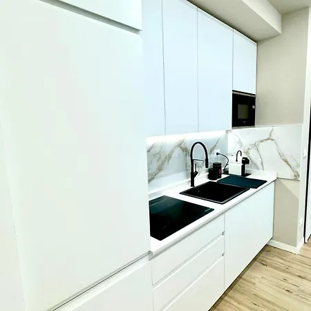 Lägenhet Marina Borghetto Bilocale 2 Letti Matrimoniali Parcheggio Omaggio *