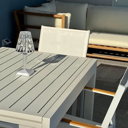 Marina Borghetto Bilocale 2 Letti Matrimoniali Pool E Parcheggio Incluso *