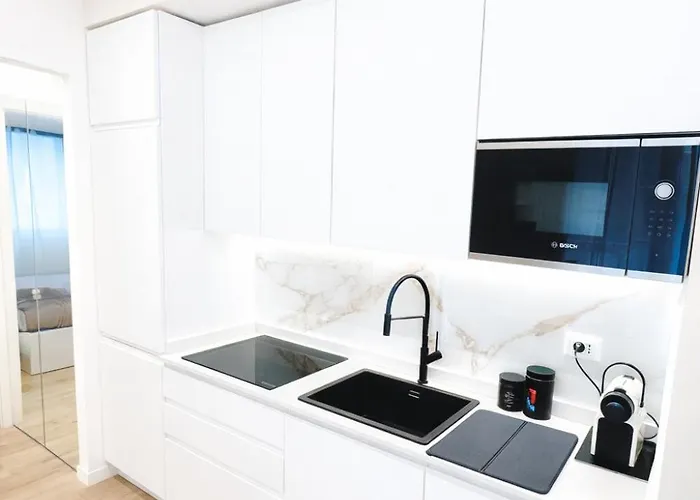 Appartement Marina Borghetto Bilocale 2 Letti Matrimoniali Pool E Parcheggio Incluso